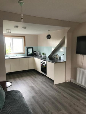 “A Wee Pad in Dunfermline”